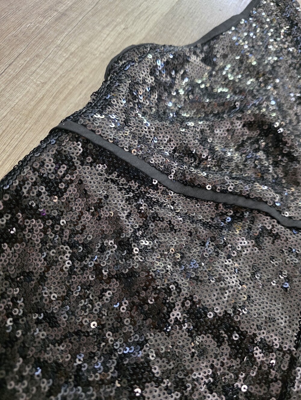 Nwt FREE PEOPLE BLACK Sequin Halter Crop Women's Cami Boho Top Festival Prom Y2K - Picture 7 of 11